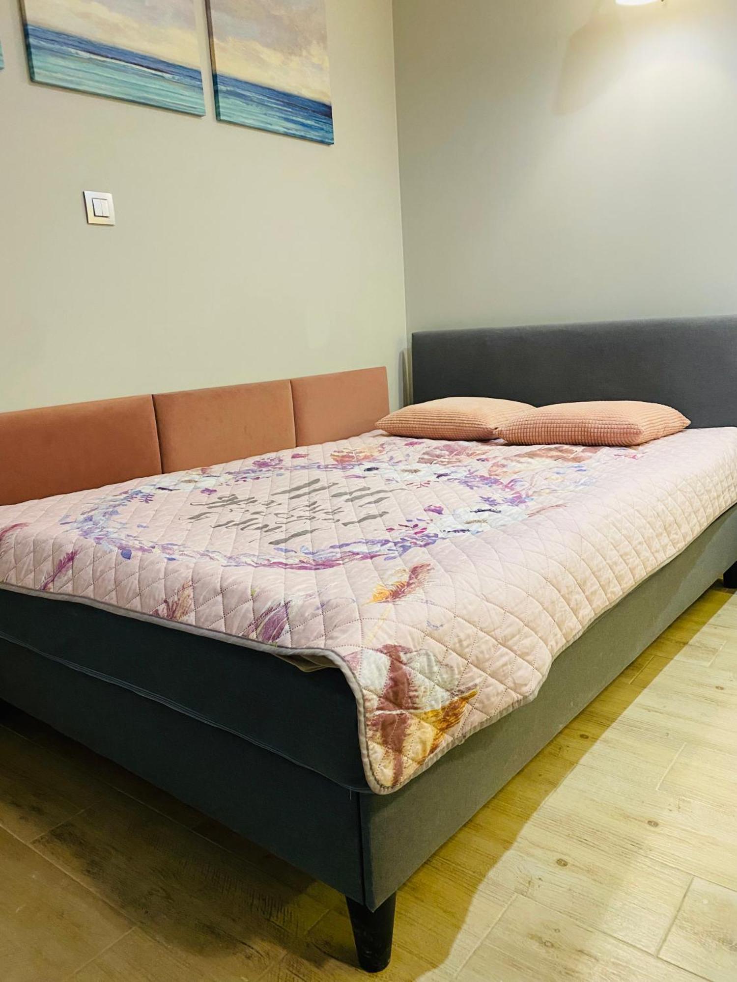 Apartament Pink Klifowa Реваль Екстер'єр фото
